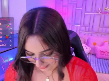 EinnyMure  live sex cam