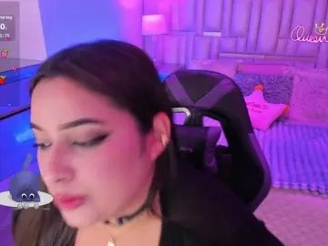 EinnyMure  live sex cam