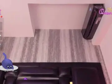 EinnyMure  live sex cam