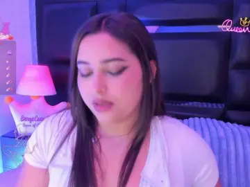 EinnyMure  live sex cam