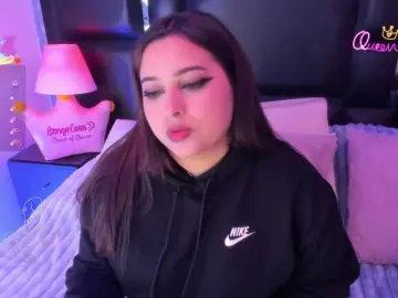 EinnyMure  live sex cam