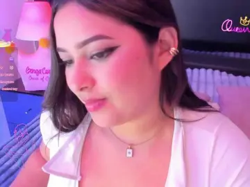 EinnyMure  live sex cam