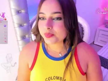 EinnyMure  live sex cam