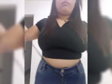EinnyMure  live sex cam