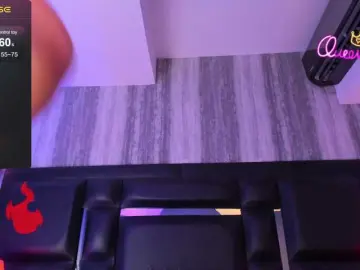 EinnyMure  live sex cam