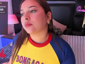 EinnyMure  live sex cam