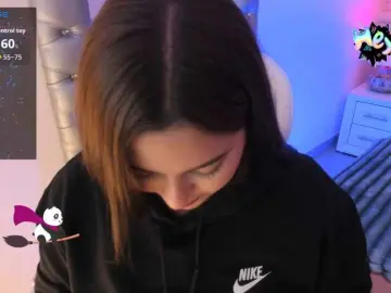 EinnyMure  live sex cam