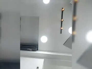 EinnyMure  live sex cam