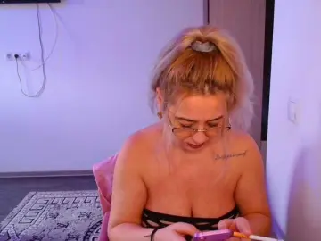 Freyaamore  live sex cam