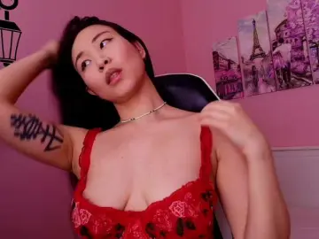 Inari-Okami  live sex cam