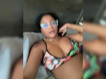 Liyah8  live sex cam