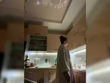 Mariolino88  live sex cam