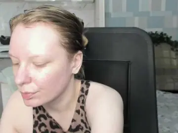 Meowcr  live sex cam