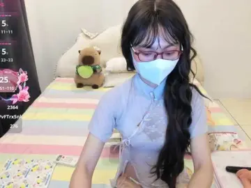 Teahyee  live sex cam