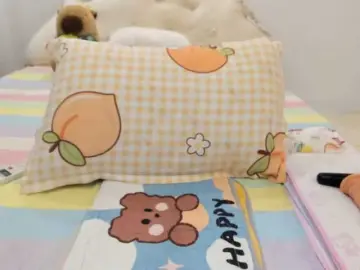 Teahyee  live sex cam