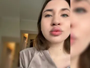 Alizii  live sex cam