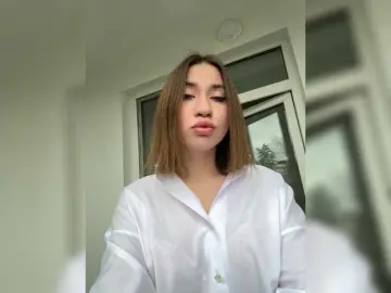 Alizii  live sex cam