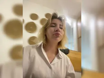 Alizii  live sex cam