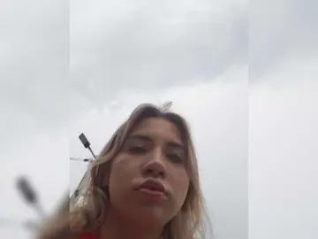Alizii  live sex cam