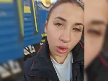 Alizii  live sex cam