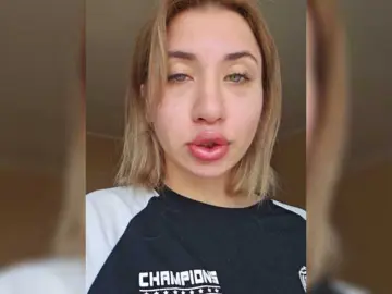 Alizii  live sex cam