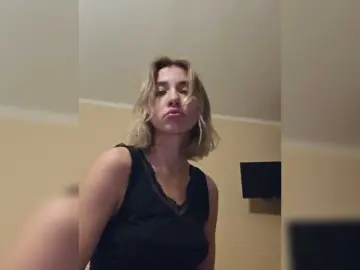 Alizii  live sex cam