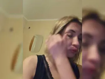 Alizii  live sex cam