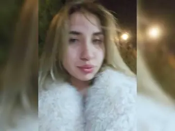 Alizii  live sex cam