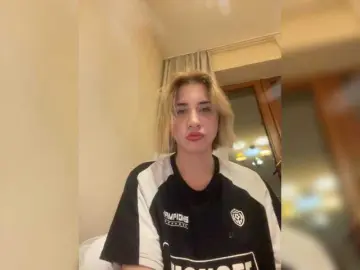 Alizii  live sex cam
