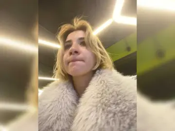 Alizii  live sex cam