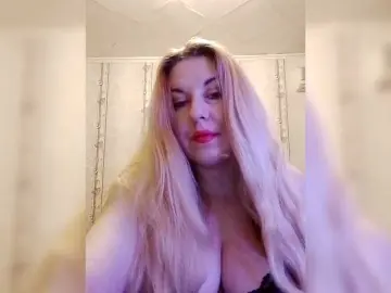 Svetlana235  live sex cam