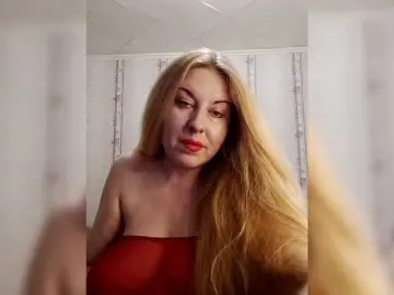 Svetlana235  live sex cam