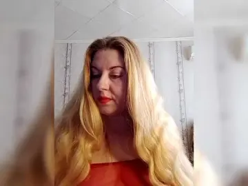 Svetlana235  live sex cam