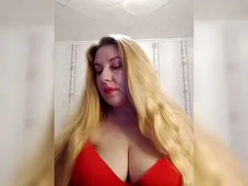 Svetlana235  live sex cam