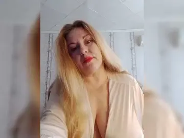 Svetlana235  live sex cam