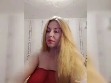 Svetlana235  live sex cam