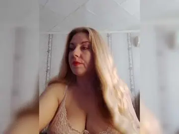 Svetlana235  live sex cam