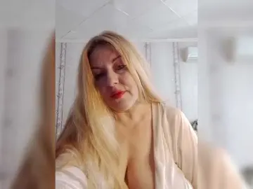 Svetlana235  live sex cam
