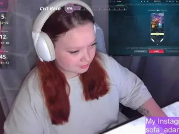 AlinaAdams  live sex cam