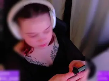 AlinaAdams  live sex cam