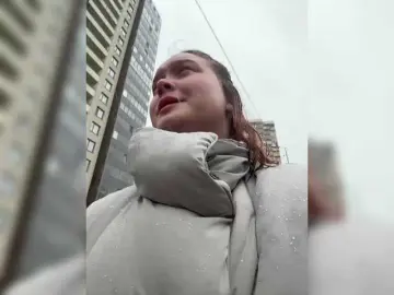 AlinaAdams  live sex cam