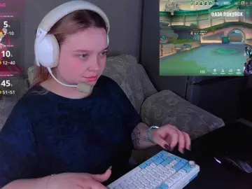 AlinaAdams  live sex cam