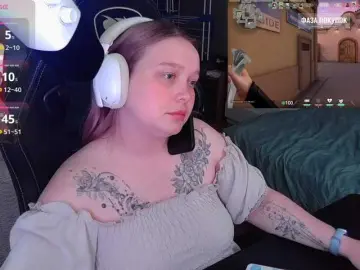 AlinaAdams  live sex cam