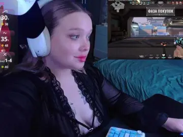 AlinaAdams  live sex cam
