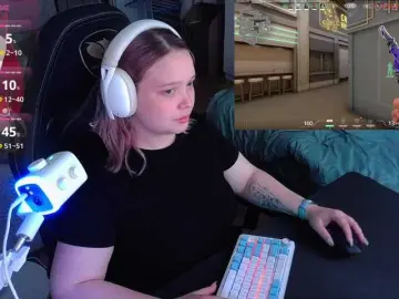 AlinaAdams  live sex cam