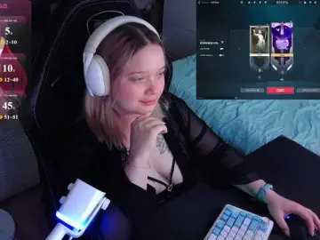 AlinaAdams  live sex cam