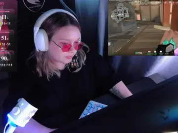 AlinaAdams  live sex cam