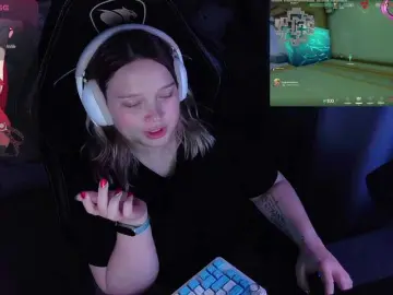 AlinaAdams  live sex cam