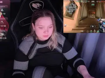 AlinaAdams  live sex cam
