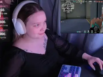 AlinaAdams  live sex cam